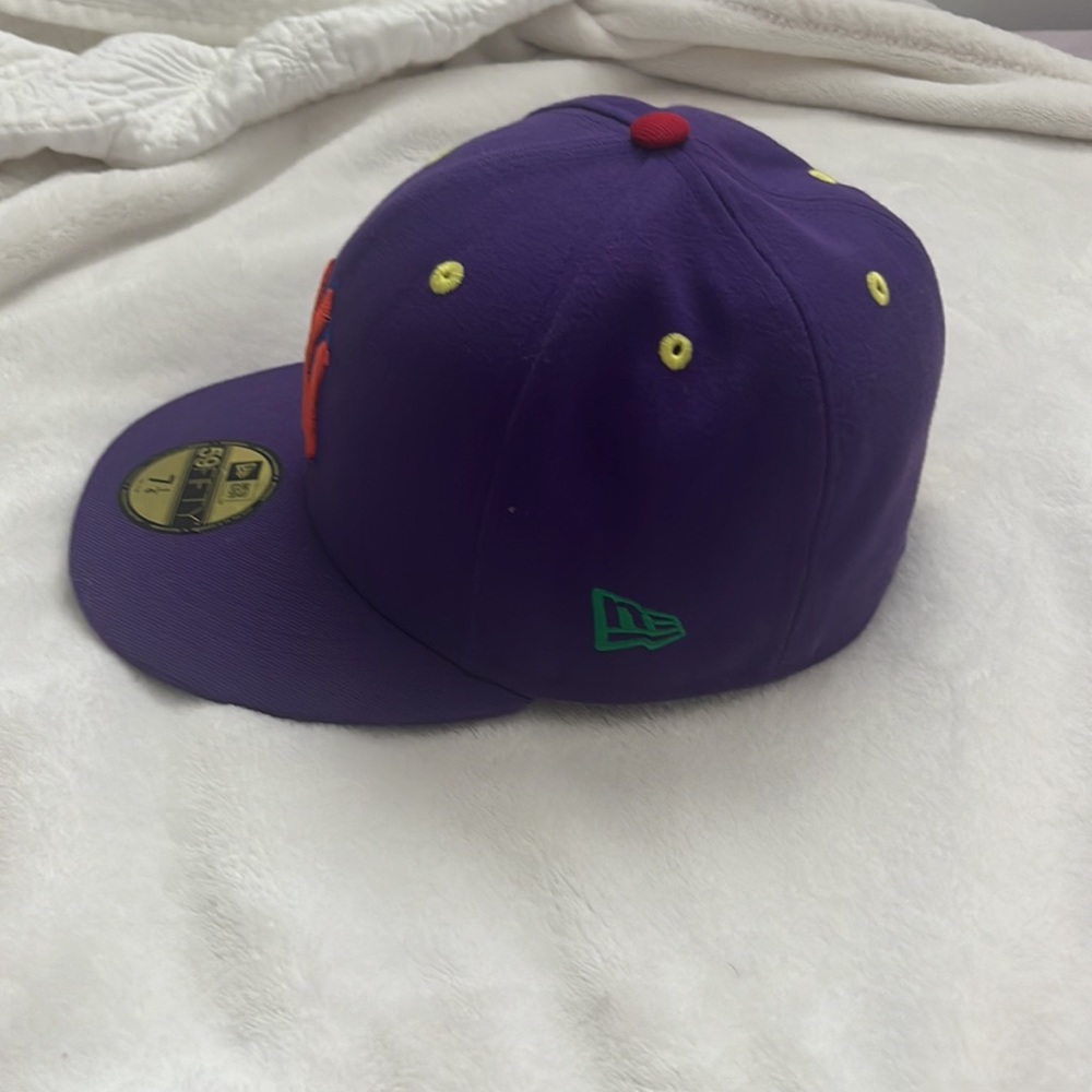 Fitted hat - Picture 2 of 5